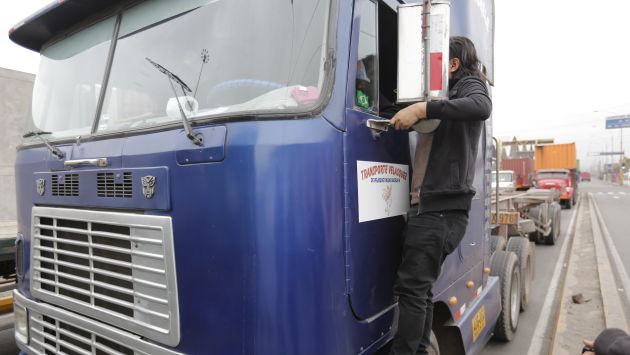 CALLAO PIDE A LA POLICÍA NACIONAL COMBATIR MAFIAS QUE ASALTAN A CAMIONEROS